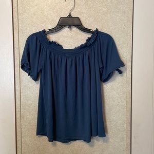 Moral Fiber Brand top - Size M - NWOT